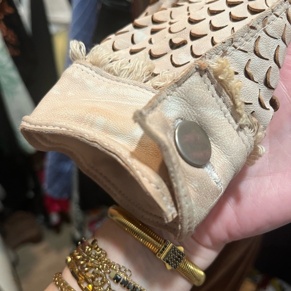 NWOT RIDICULOUS LEATHER JACKET…(JAKETT IS COMPANY) ONE OF A KIND!😍 ITS SO COOL🔥 - Picture 10 of 14